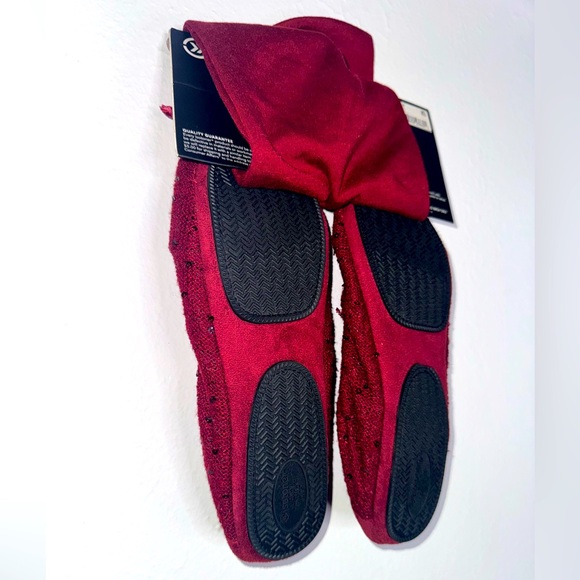 Isotoner Memory Foam Slippers-Henna| Comfort-On-The-Go - Picture 6 of 8